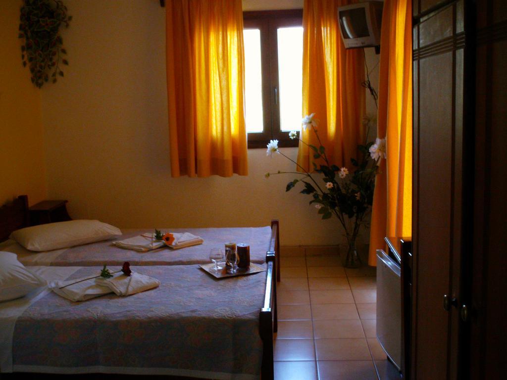 Hotel Kassandra 칼라네라 외부 사진