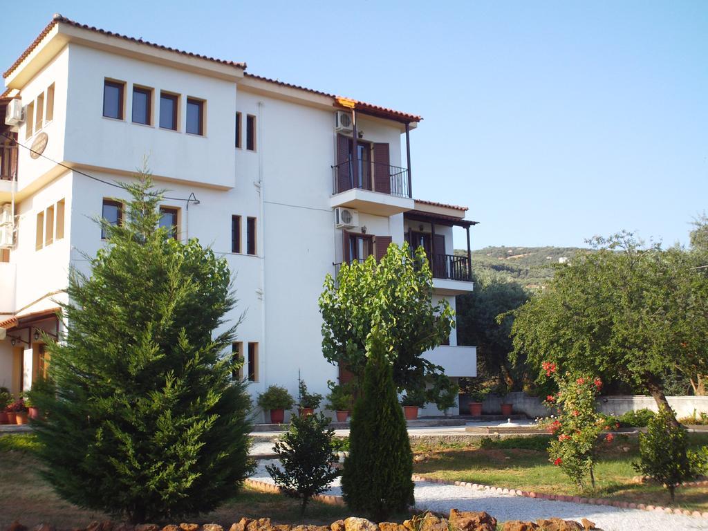 Hotel Kassandra 칼라네라 외부 사진